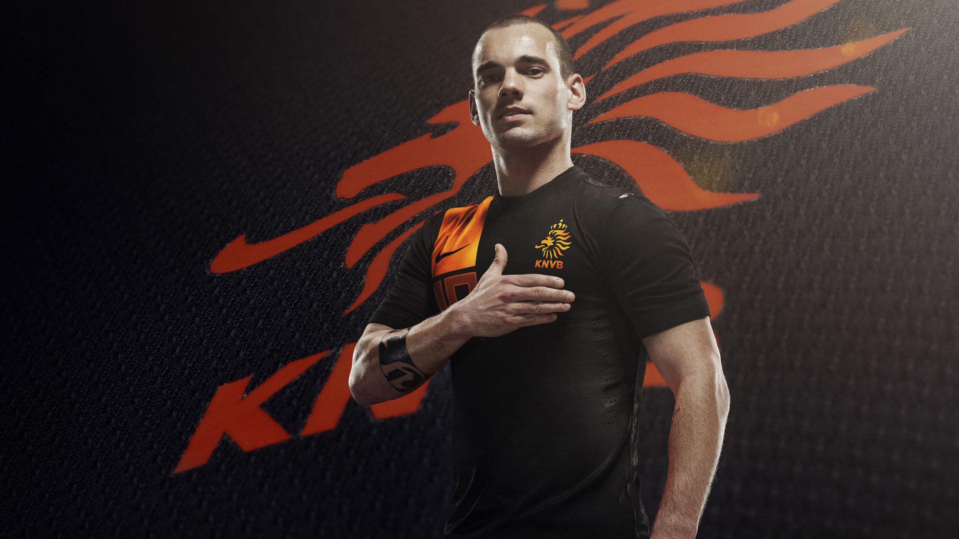 卢卡·东契奇在西班牙观看篮球比赛，球迷关注其瘦身效果，卢卡·东契奇身高臂展